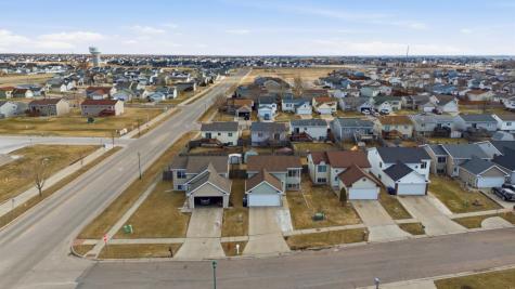 2126 59th Avenue S Fargo ND 58104