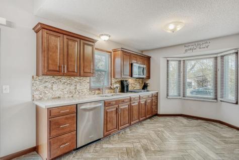 1212 142nd Lane NW Andover MN 55304