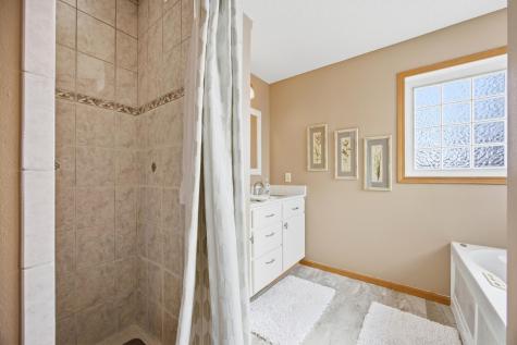3796 Norman Court S Fargo ND 58104