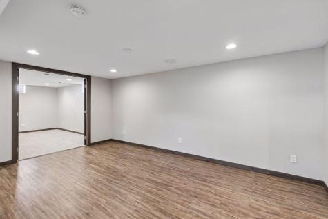 967 Sibley Street S Shakopee MN 55379