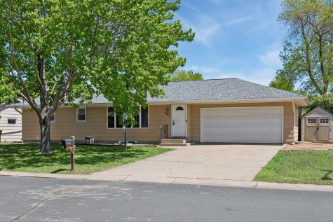 967 Sibley Street S Shakopee MN 55379