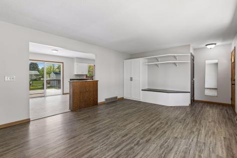967 Sibley Street S Shakopee MN 55379