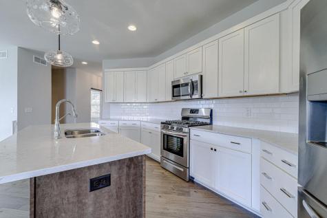 13408 Caffrey Court Rosemount MN 55068