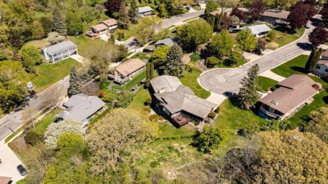 1607 Wilshire Court NE Rochester MN 55906