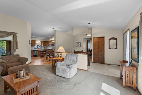1286 Limestone Drive S Shakopee MN 55379