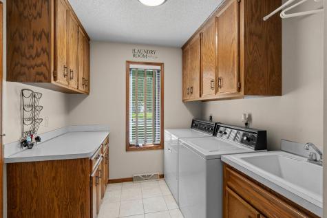 1286 Limestone Drive S Shakopee MN 55379