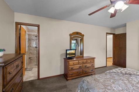 1286 Limestone Drive S Shakopee MN 55379