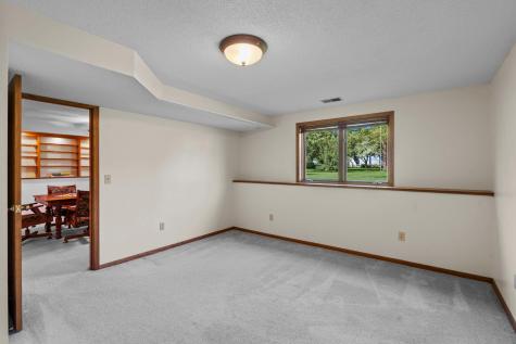 1286 Limestone Drive S Shakopee MN 55379