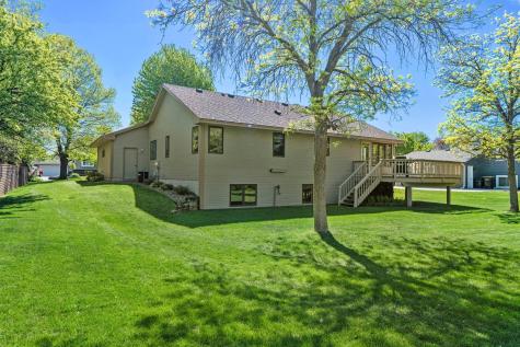 1286 Limestone Drive S Shakopee MN 55379