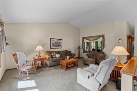 1286 Limestone Drive S Shakopee MN 55379