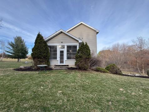 287 Plainview Drive River Falls WI 54022