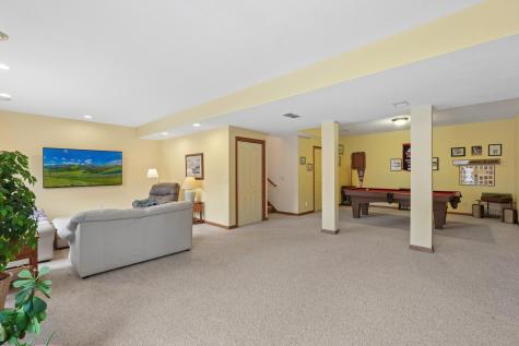 287 Plainview Drive River Falls WI 54022