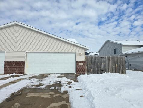 1702 41st Avenue S Moorhead MN 56560