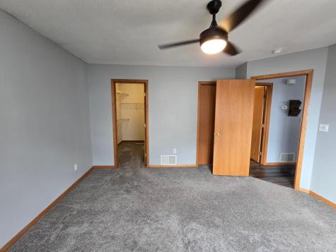 1702 41st Avenue S Moorhead MN 56560