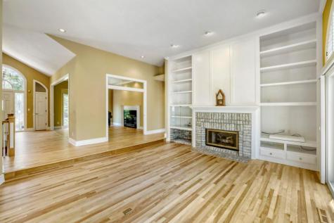 7170 Kenmare Drive Bloomington MN 55438