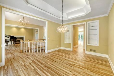 7170 Kenmare Drive Bloomington MN 55438