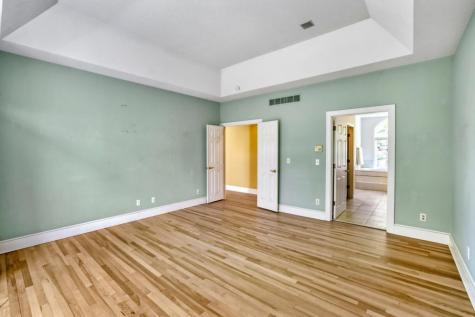 7170 Kenmare Drive Bloomington MN 55438