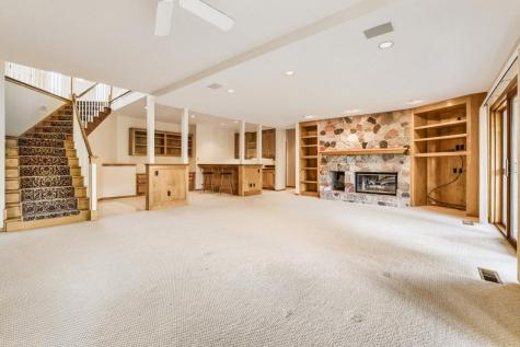 7170 Kenmare Drive Bloomington MN 55438