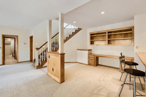 7170 Kenmare Drive Bloomington MN 55438