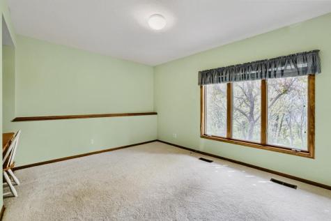 7170 Kenmare Drive Bloomington MN 55438