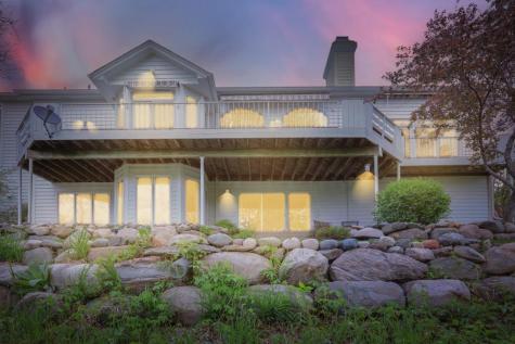 7170 Kenmare Drive Bloomington MN 55438