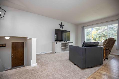 21 Birch Lane S Fargo ND 58103