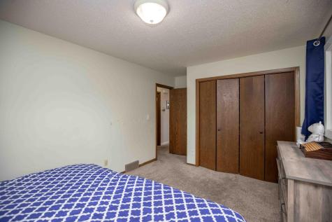 21 Birch Lane S Fargo ND 58103