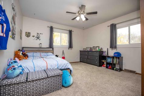 21 Birch Lane S Fargo ND 58103