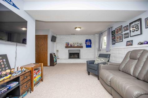 21 Birch Lane S Fargo ND 58103