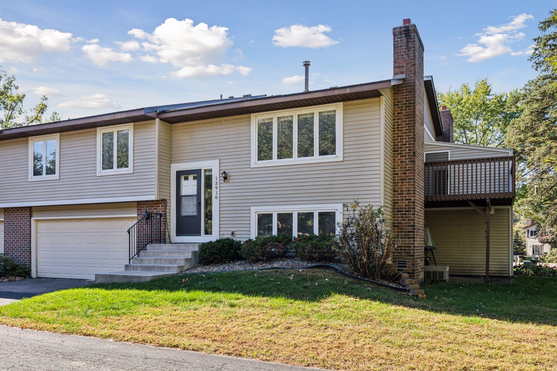 13910 Herald Court Apple Valley MN 55124