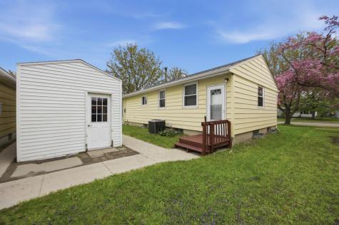 621 19th Street N Moorhead MN 56560