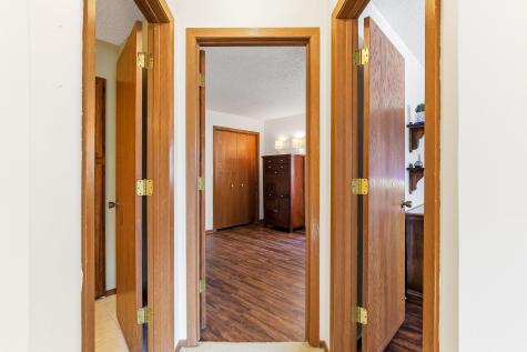 1581 Wheelock Lane Saint Paul MN 55117