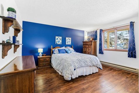1581 Wheelock Lane Saint Paul MN 55117