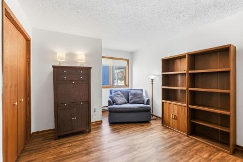 1581 Wheelock Lane Saint Paul MN 55117