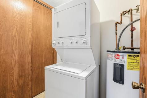 1581 Wheelock Lane Saint Paul MN 55117