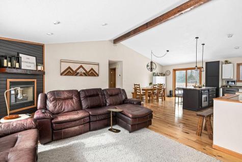2783 Lauren Road Duluth MN 55804