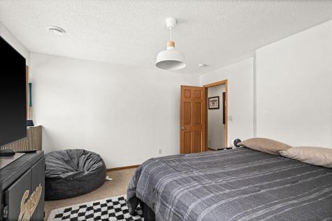 2783 Lauren Road Duluth MN 55804