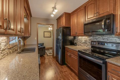 6 Hazelwood Avenue New Ulm MN 56073
