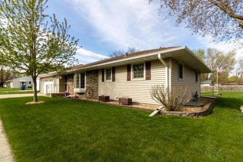 6 Hazelwood Avenue New Ulm MN 56073