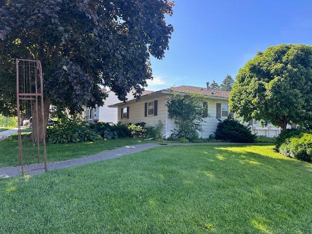 207 N Pine Street Caledonia MN 55921