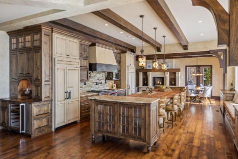 358 Ferndale Road S Wayzata MN 55391