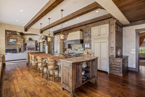 358 Ferndale Road S Wayzata MN 55391