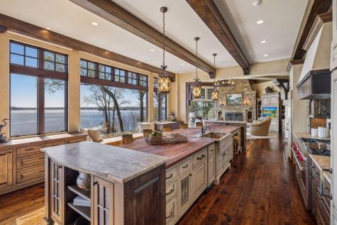 358 Ferndale Road S Wayzata MN 55391