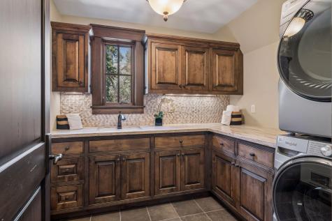 358 Ferndale Road S Wayzata MN 55391