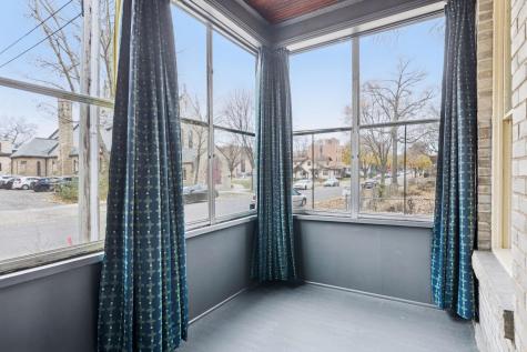 69 Milton Street N Saint Paul MN 55104