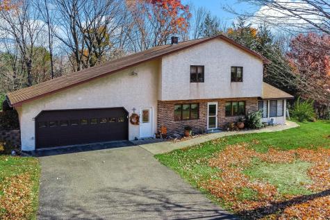 33175 N Lakes Trail Lindstrom MN 55045