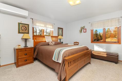 33175 N Lakes Trail Lindstrom MN 55045