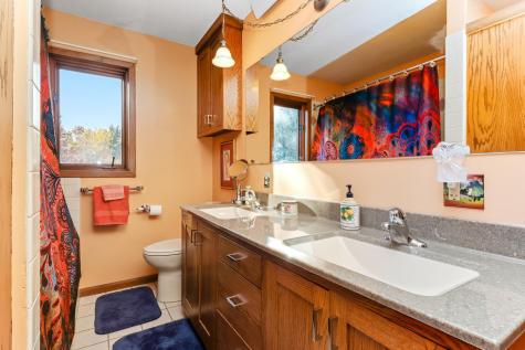 33175 N Lakes Trail Lindstrom MN 55045