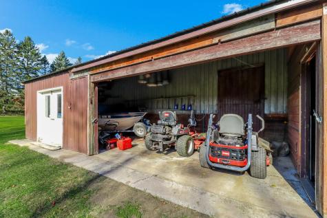 33175 N Lakes Trail Lindstrom MN 55045