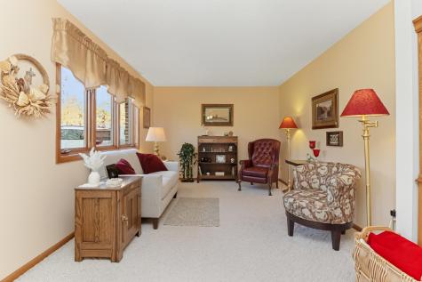 33175 N Lakes Trail Lindstrom MN 55045